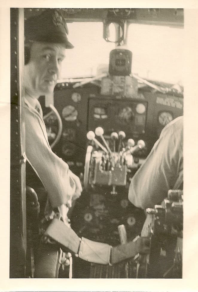 Aircraft cockpit